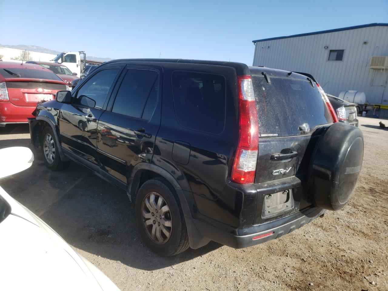 Photo 3 from auction – 2005 HONDA CR-V SE with VIN JHLRD78935C024390