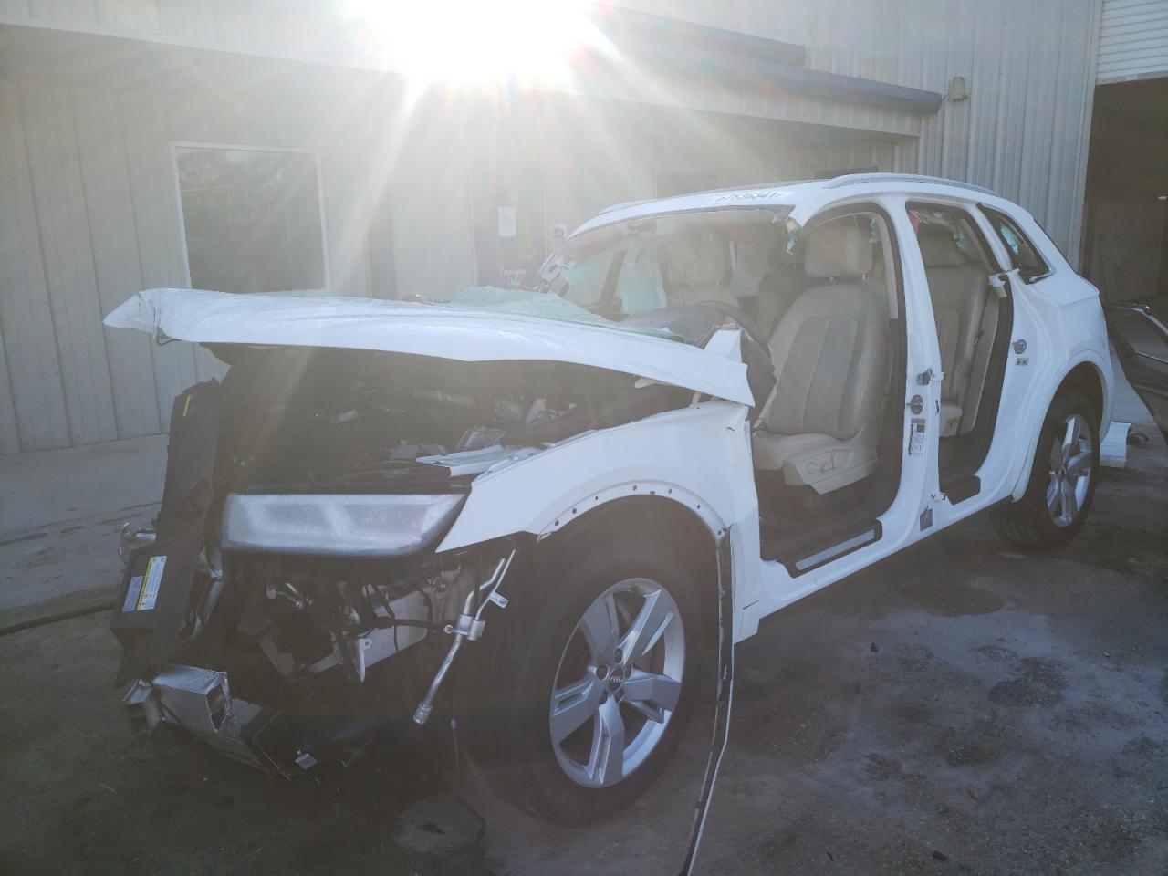Photo 2 from auction – 2018 AUDI Q5 PREMIUM with VIN WA1BNAFY9J2202302