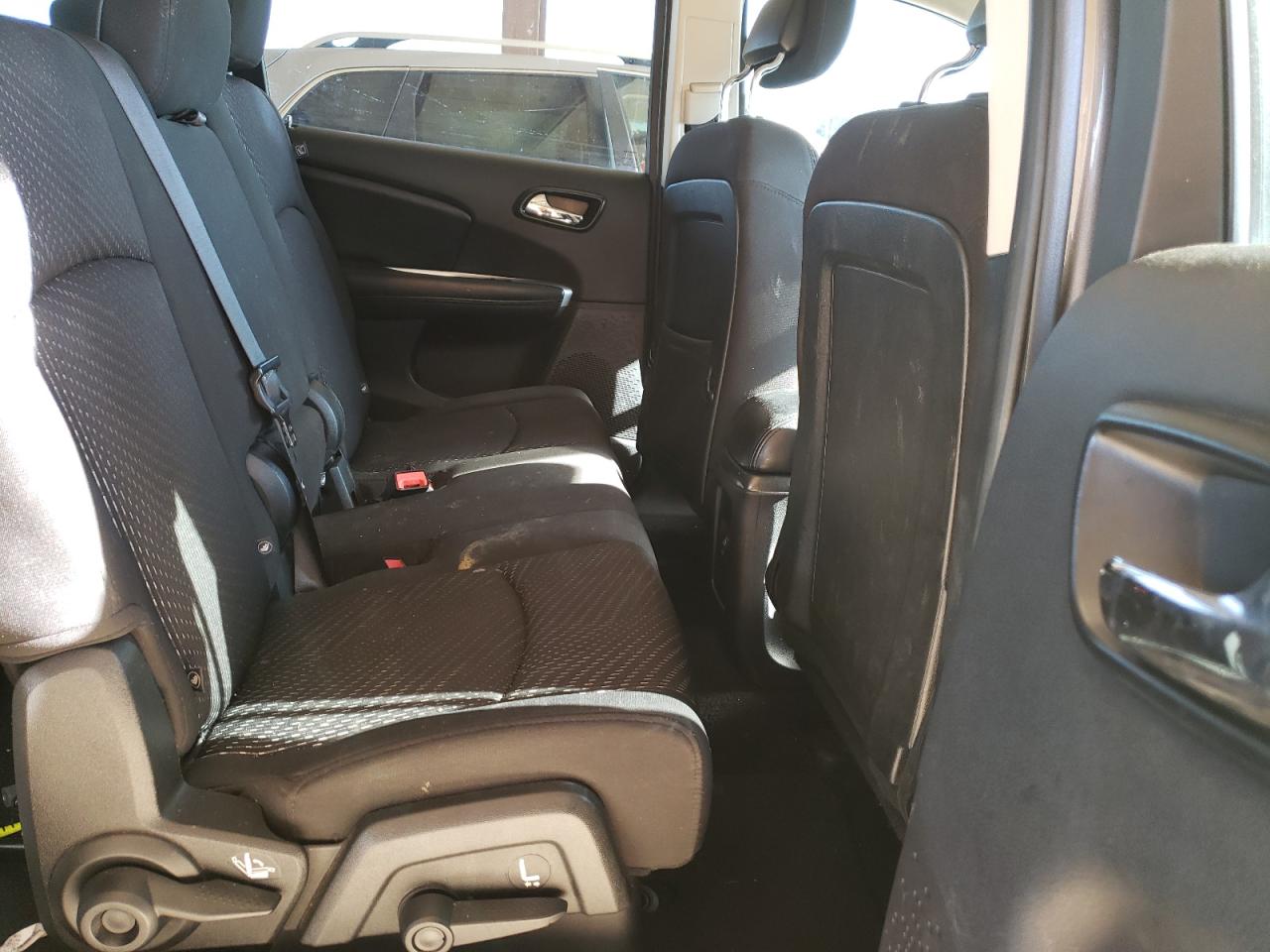 Photo 6 from auction – 2015 DODGE JOURNEY SX with VIN 3C4PDCBG2FT605034