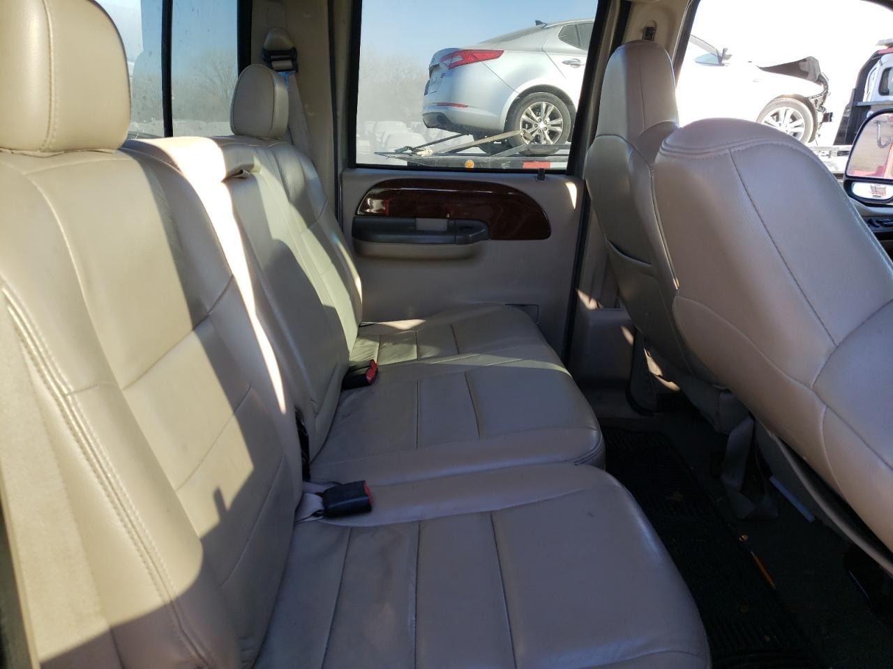 Photo 6 from auction – 2004 FORD F250 SUPER with VIN 1FTNW21L64EC36962