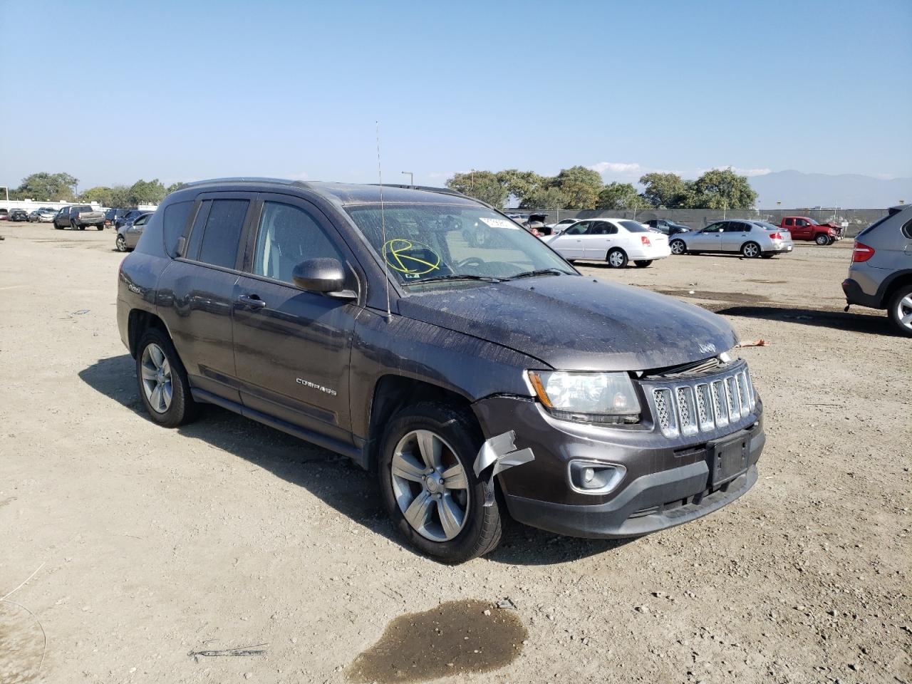 JEEP COMPASS LA 2015 with VIN 1C4NJCEAXFD368287 - Photo from auction