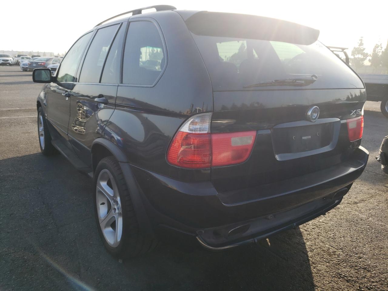Photo 3 from auction – 2002 BMW X5 4.6IS with VIN 5UXFB93572LN78161