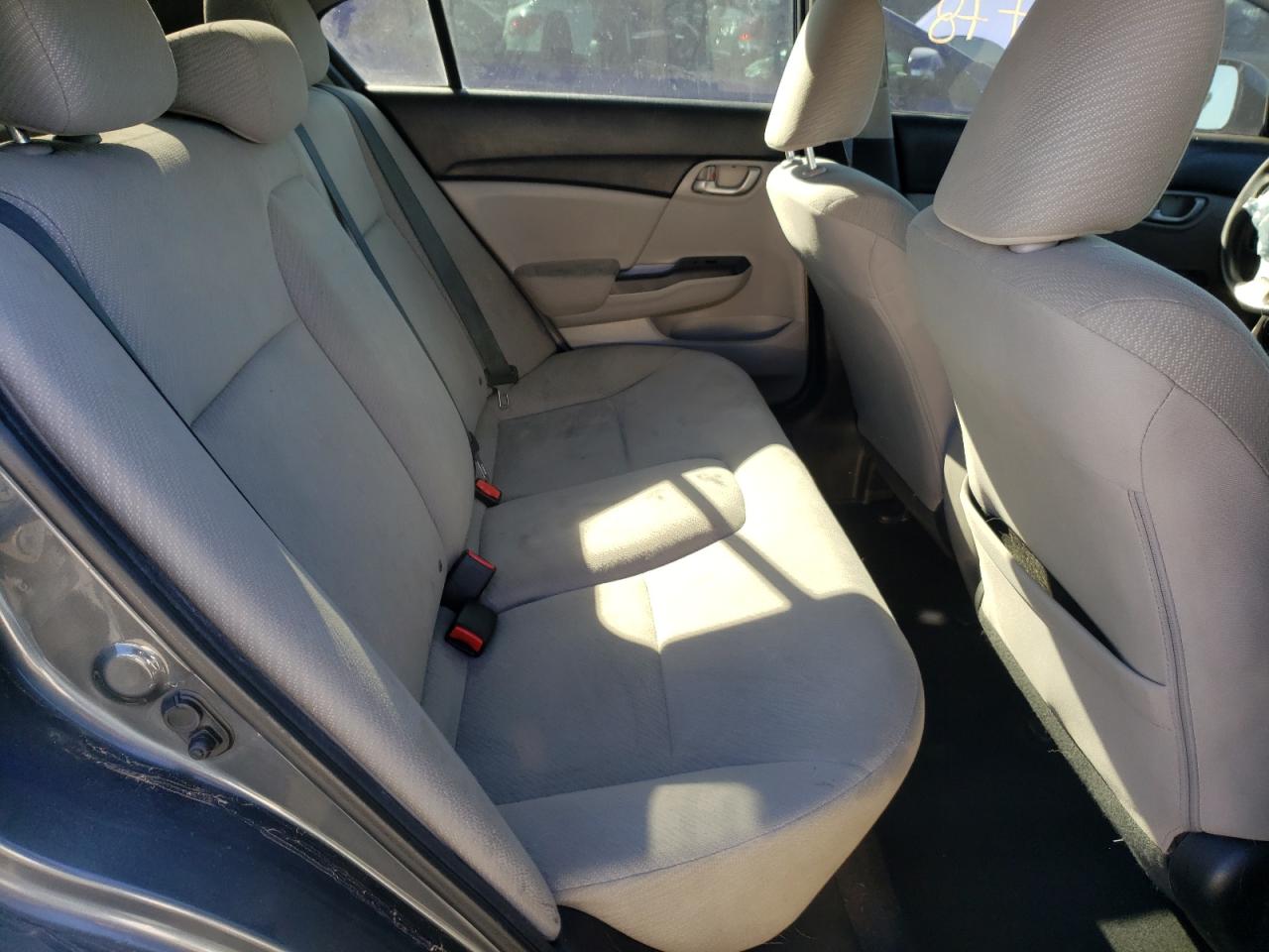Photo 6 from auction – 2013 HONDA CIVIC LX with VIN 2HGFB2F56DH567612