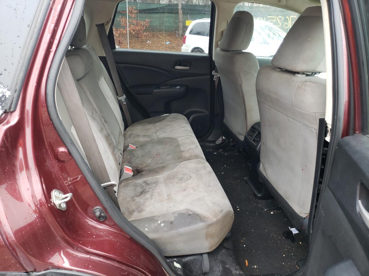 Photo 6 from auction – 2016 HONDA CR-V SE with VIN 2HKRM4H49GH637380