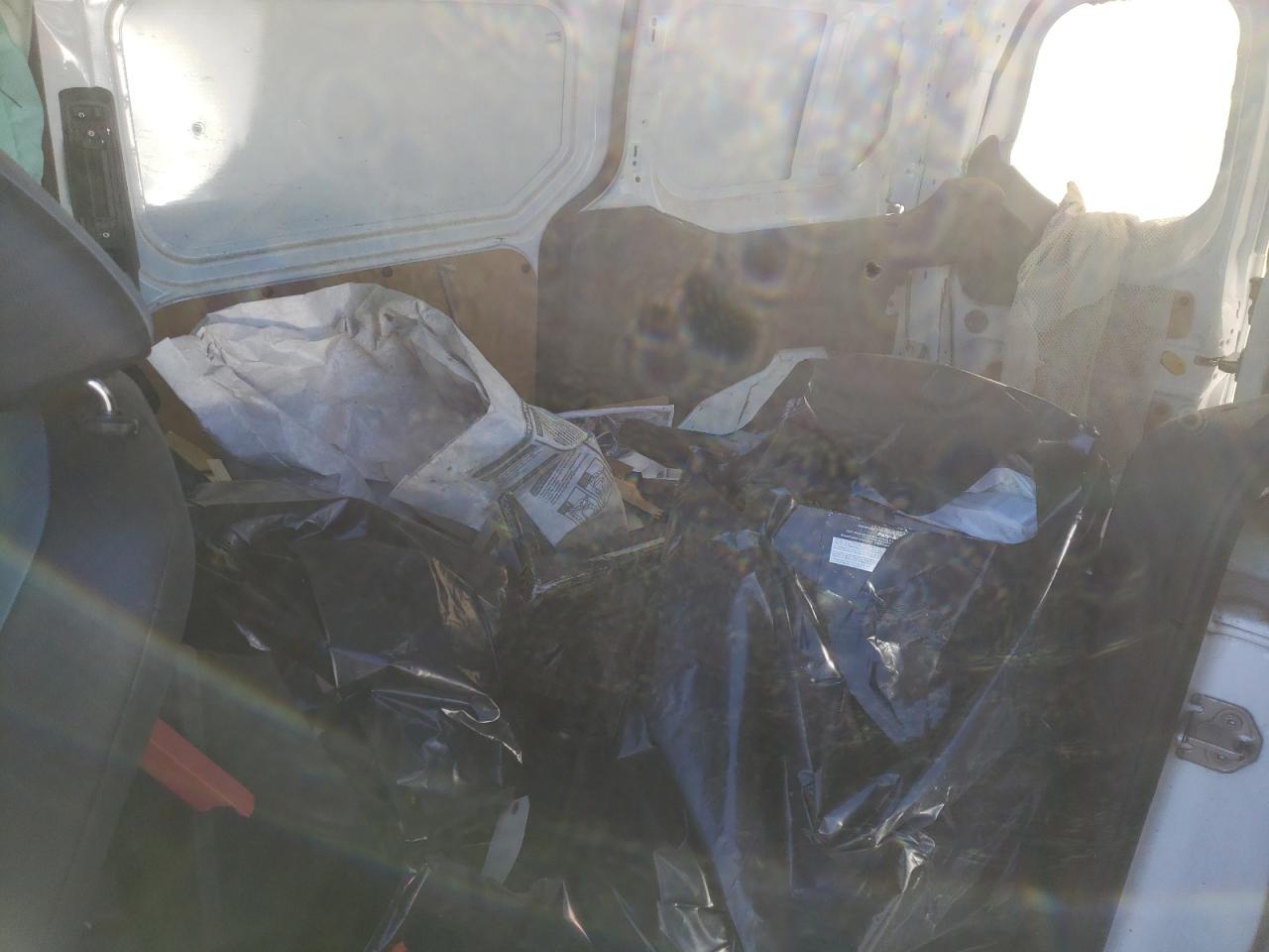 Photo 6 from auction – 2018 FORD TRANSIT CO with VIN NM0LS7E7XJ1344997