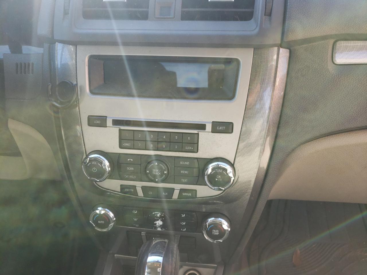 Photo 9 from auction – 2011 FORD FUSION SEL with VIN 3FAHP0JAXBR145125