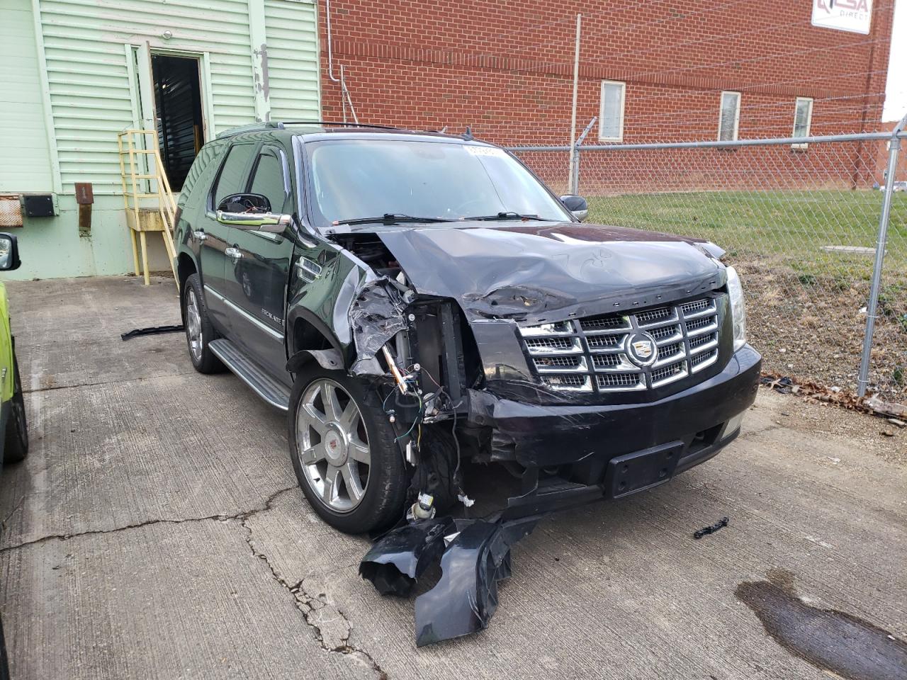 CADILLAC ESCALADE L 2009 with VIN 1GYFK23239R173382 - Photo from auction