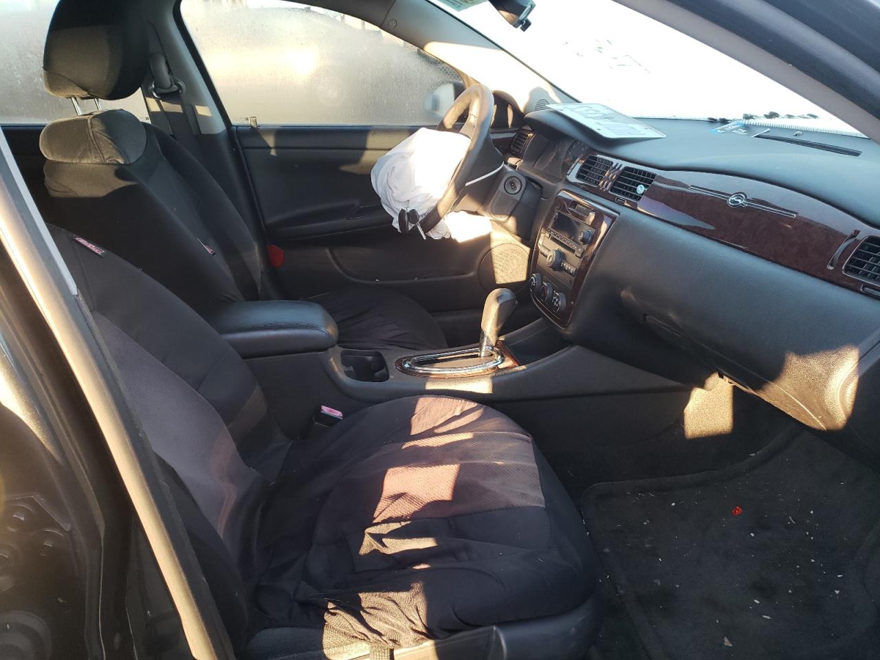 Photo 5 from auction – 2011 CHEVROLET IMPALA LS with VIN 2G1WF5EK0B1280910