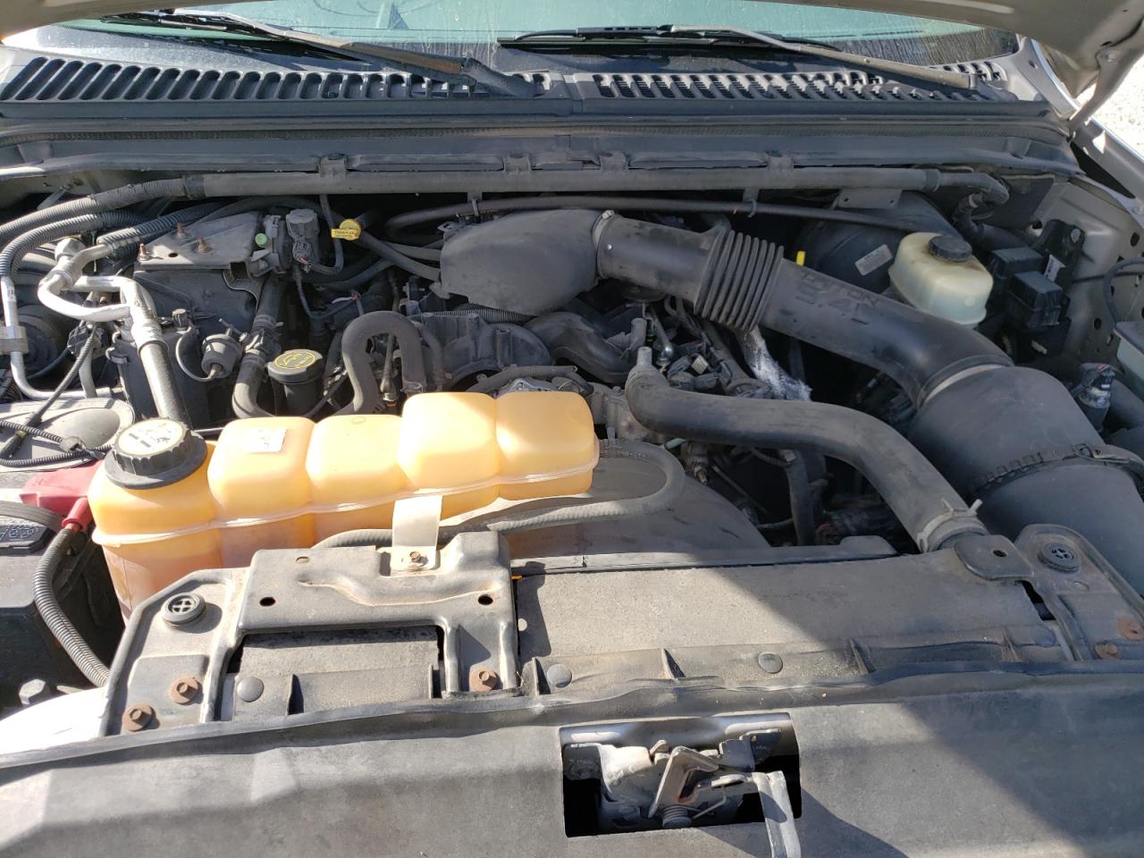 Photo 7 from auction – 2004 FORD EXCURSION with VIN 1FMNU41L84ED26546