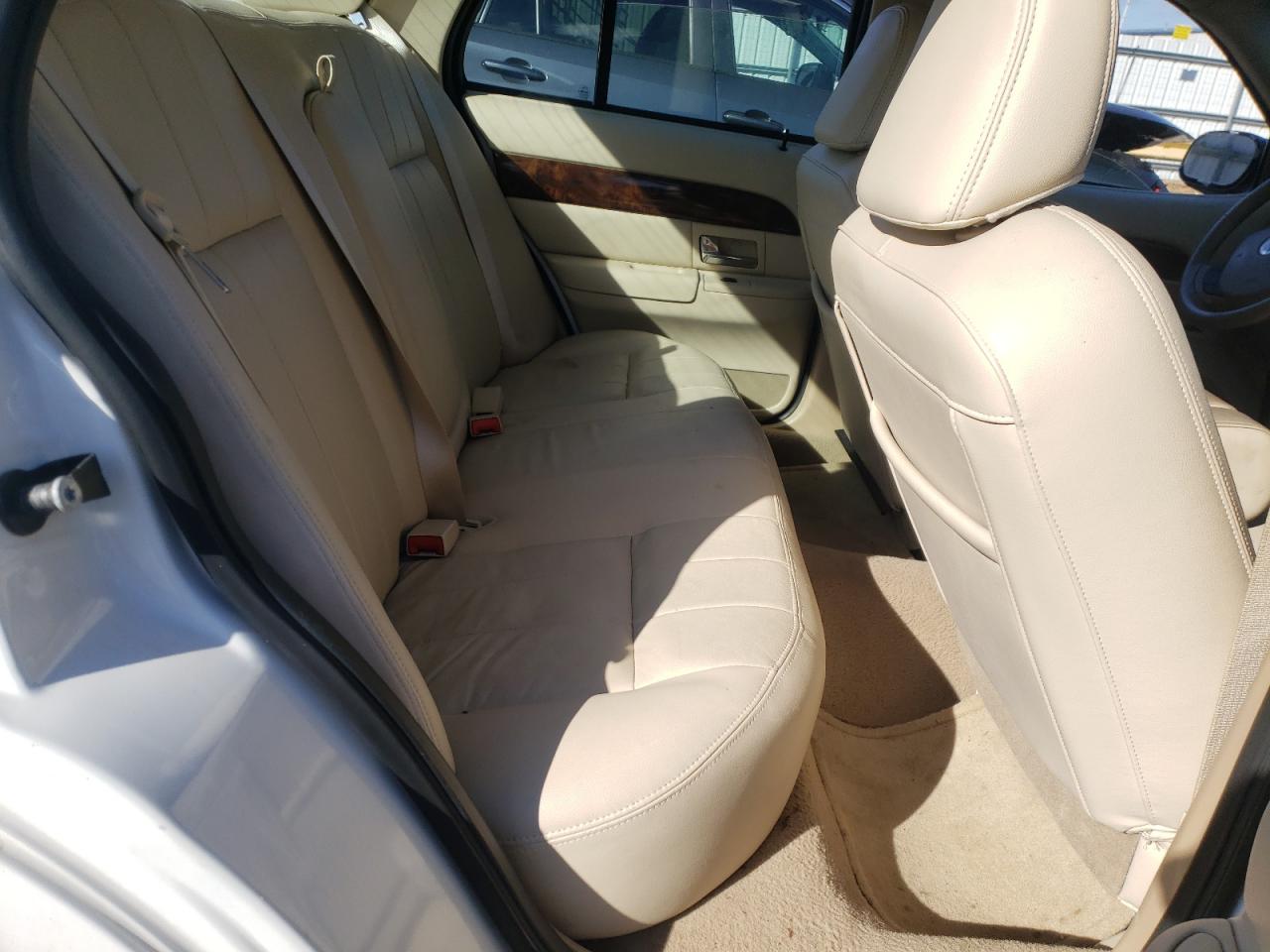 Photo 6 from auction – 2008 MERCURY GRAND MARQ with VIN 2MEFM75V18X617673