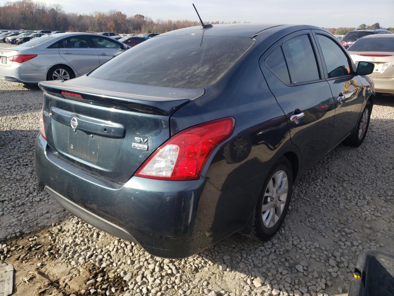 Photo 4 from auction – 2017 NISSAN VERSA S with VIN 3N1CN7AP4HL816519