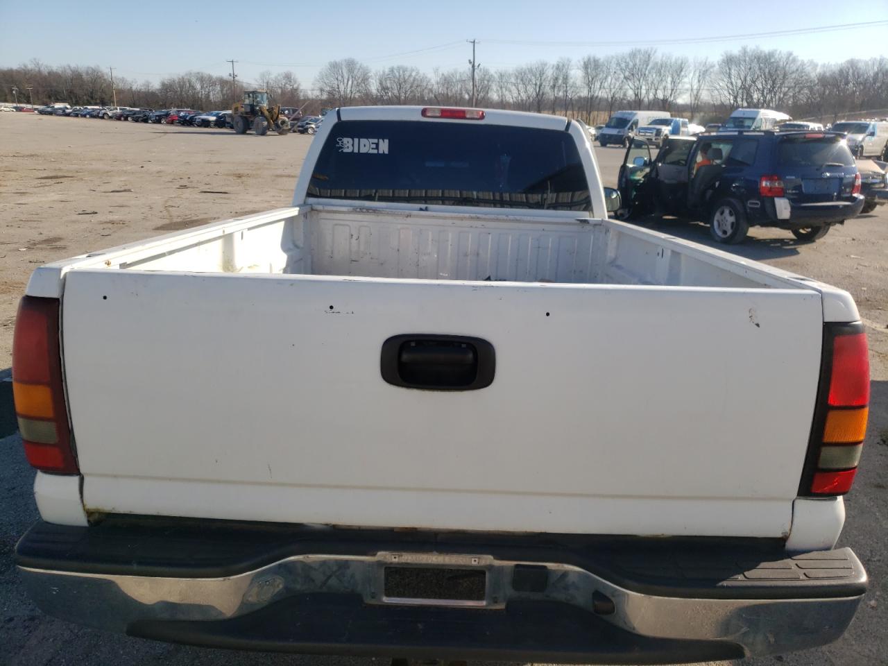 Photo 6 from auction – 2006 GMC NEW SIERRA with VIN 1GTEC14V86E201598
