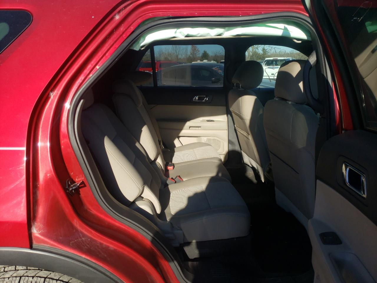 Photo 6 from auction – 2015 FORD EXPLORER with VIN 1FM5K8B81FGC34421