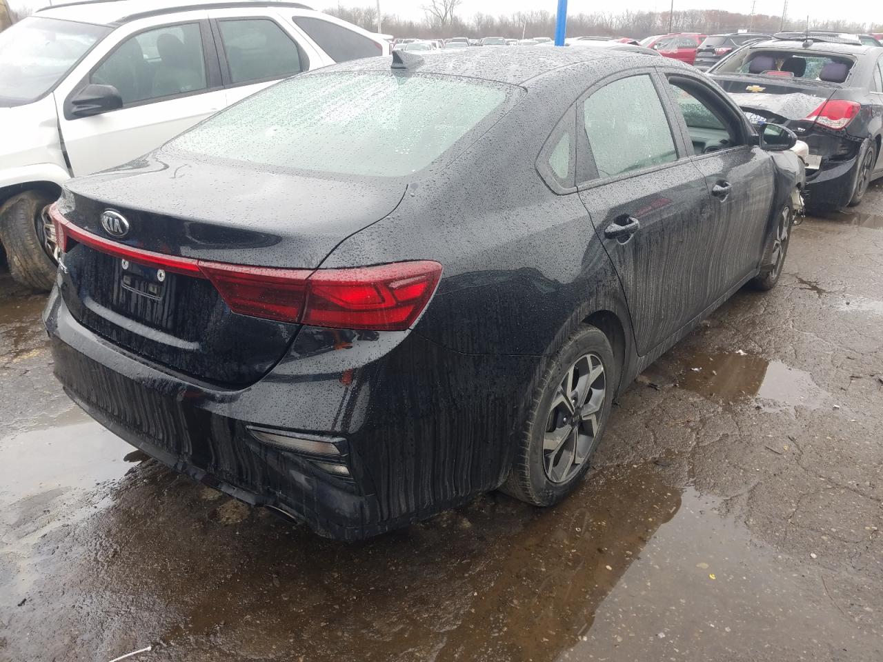 Photo 4 from auction – 2019 KIA FORTE FE with VIN 3KPF24AD1KE119473