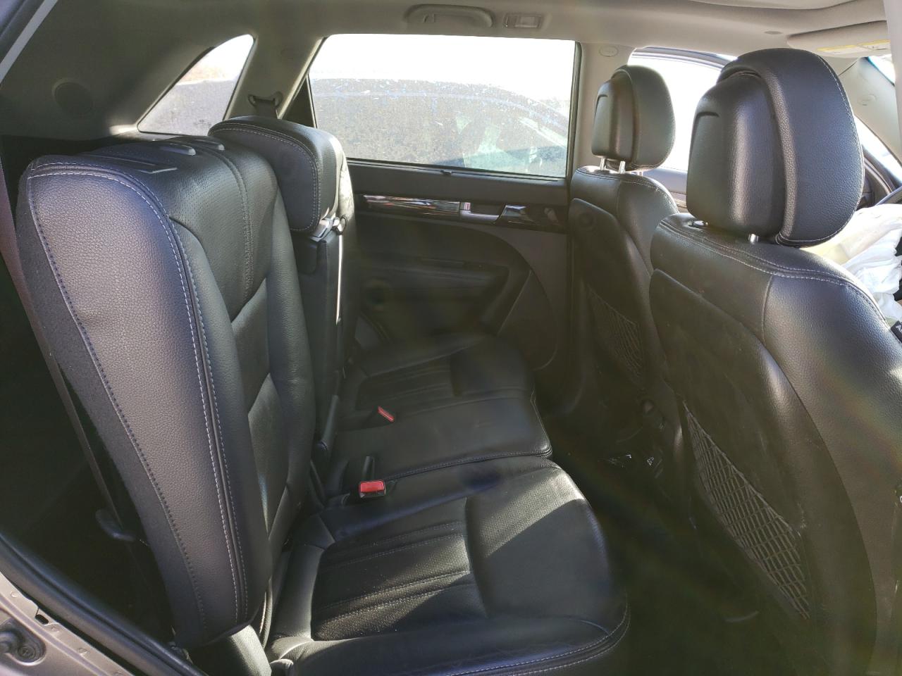 Photo 6 from auction – 2015 KIA SORENTO EX with VIN 5XYKUDA76FG595133