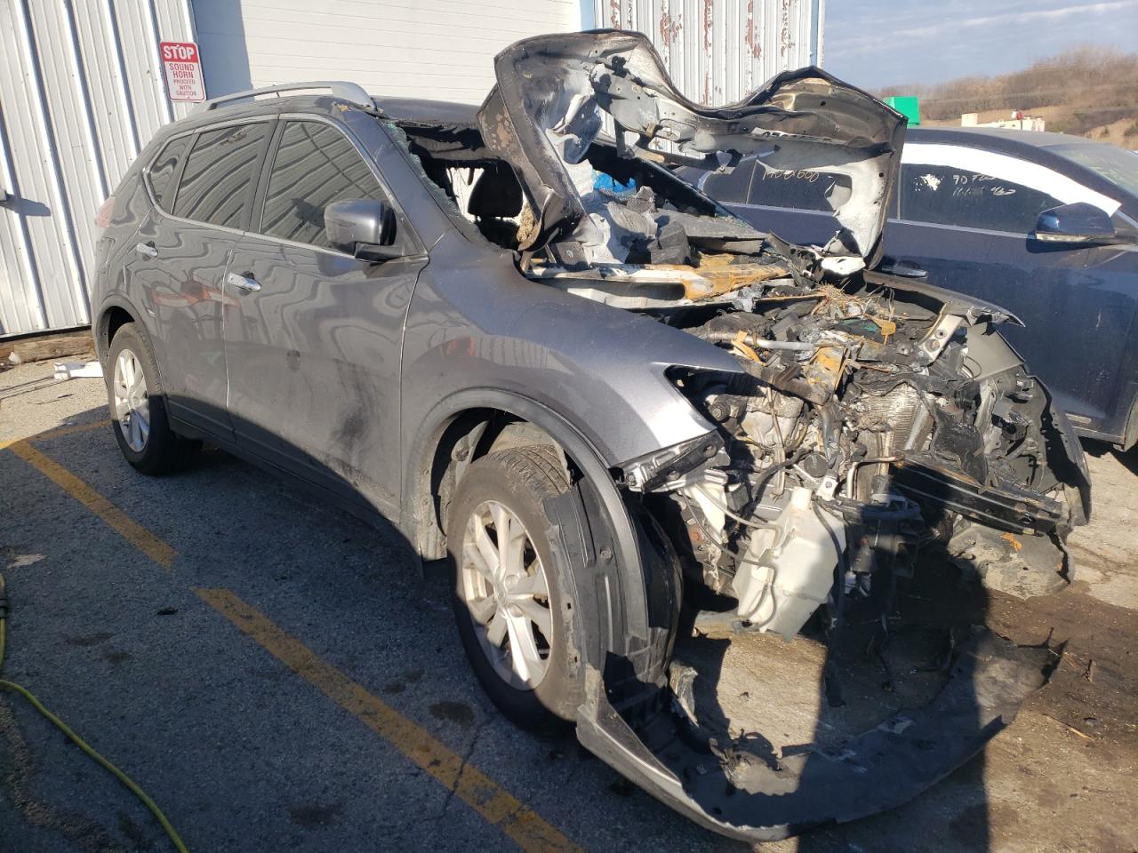 NISSAN ROGUE S 2016 z numerem VIN KNMAT2MV1GP717599 - Zdjęcie z aukcji