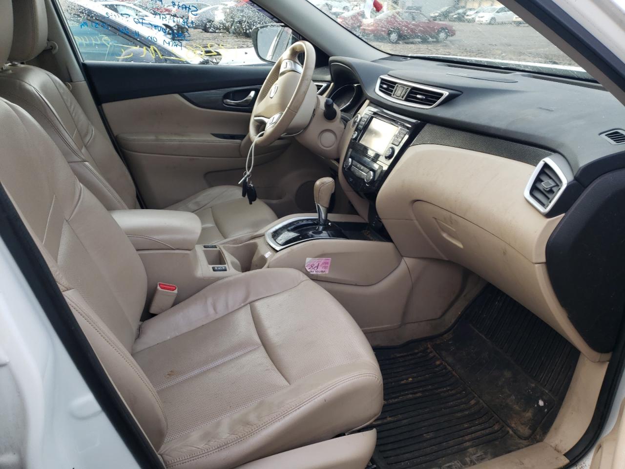 Photo 5 from auction – 2015 NISSAN ROGUE S with VIN 5N1AT2MV3FC795478