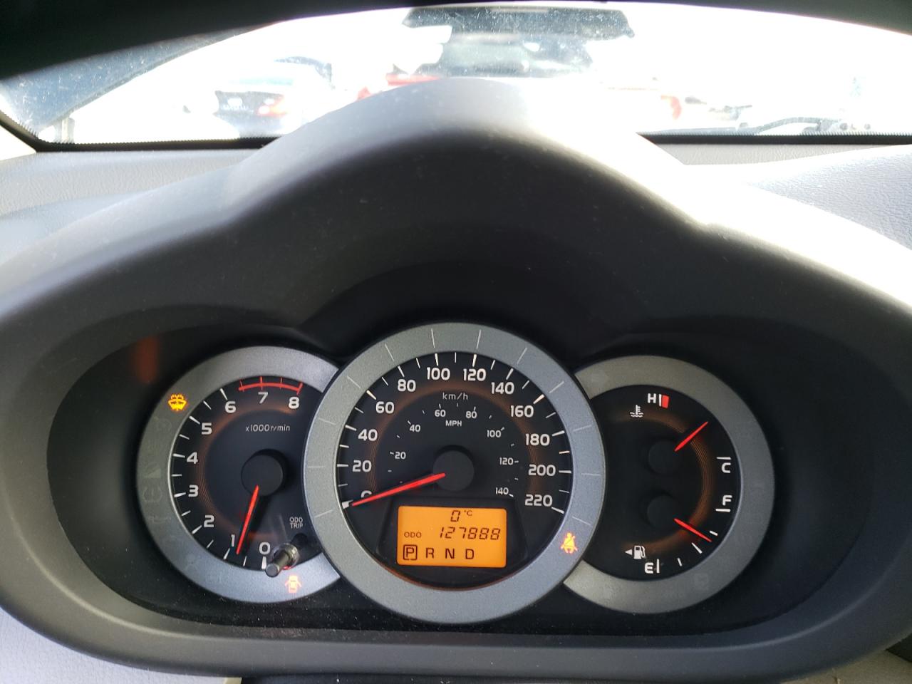 Photo 8 from auction – 2010 TOYOTA RAV4 with VIN 2T3BF4DV1AW045000