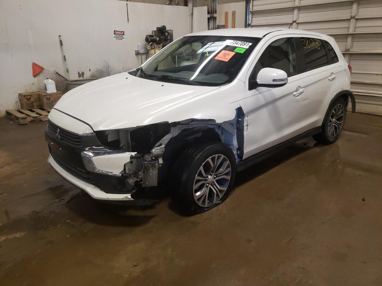 Photo 2 from auction – 2016 MITSUBISHI OUTLANDER with VIN JA4AR3AW6GZ030098