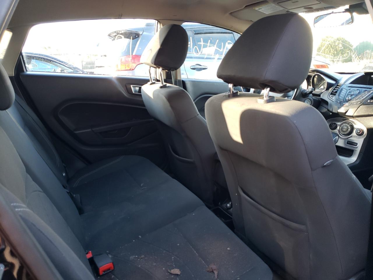 Photo 6 from auction – 2015 FORD FIESTA SE with VIN 3FADP4EJ1FM205098