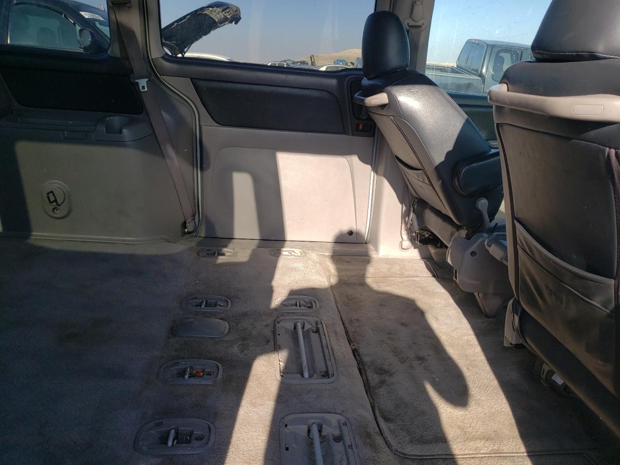 Photo 6 from auction – 2003 HONDA ODYSSEY EX with VIN 5FNRL18623B045573