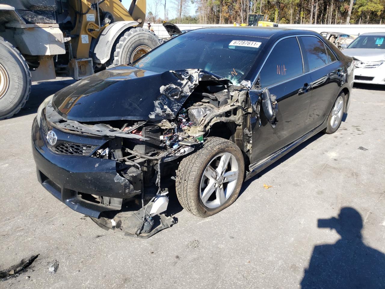 Photo 2 from auction – 2014 TOYOTA CAMRY L with VIN 4T1BF1FK6EU385646