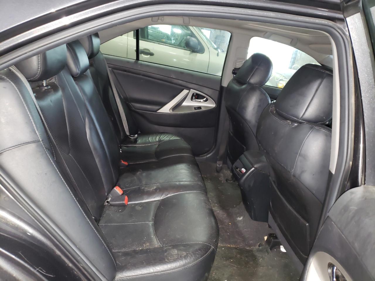 Photo 6 from auction – 2011 TOYOTA CAMRY SE with VIN 4T1BK3EK4BU631971