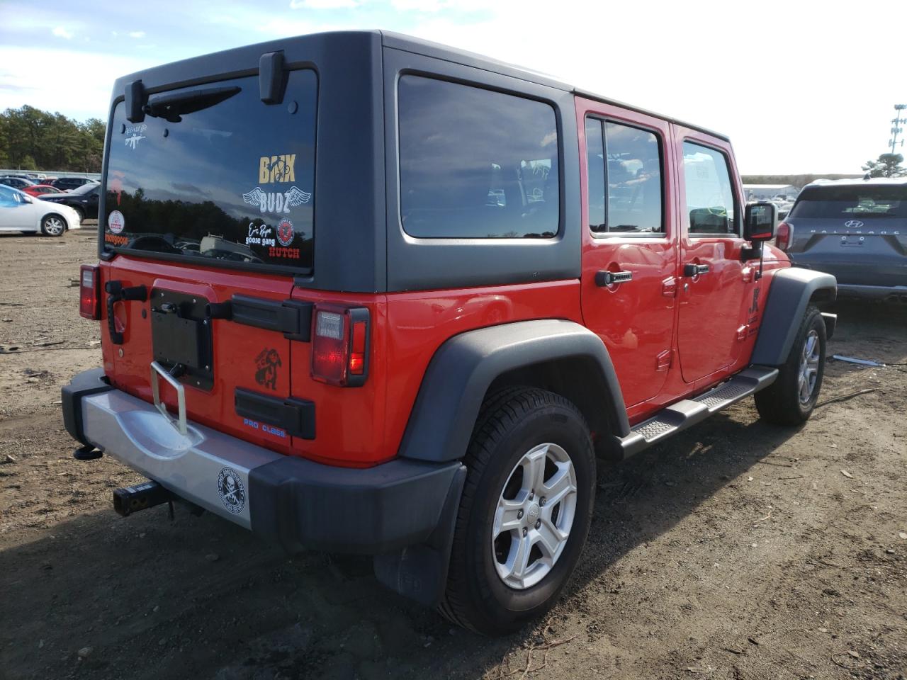 Photo 4 from auction – 2016 JEEP WRANGLER U with VIN 1C4HJWDG6GL241080