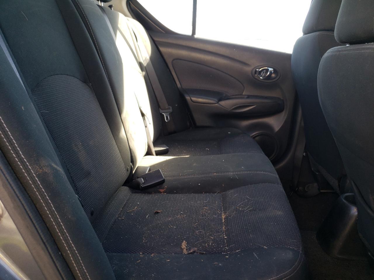 Photo 6 from auction – 2017 NISSAN VERSA S with VIN 3N1CN7AP3HL859622