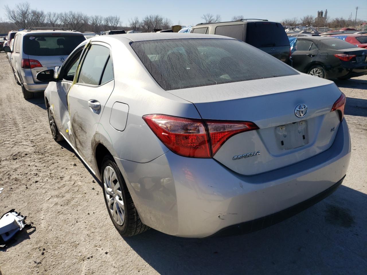 Photo 3 from auction – 2018 TOYOTA COROLLA L with VIN 5YFBURHE5JP818610