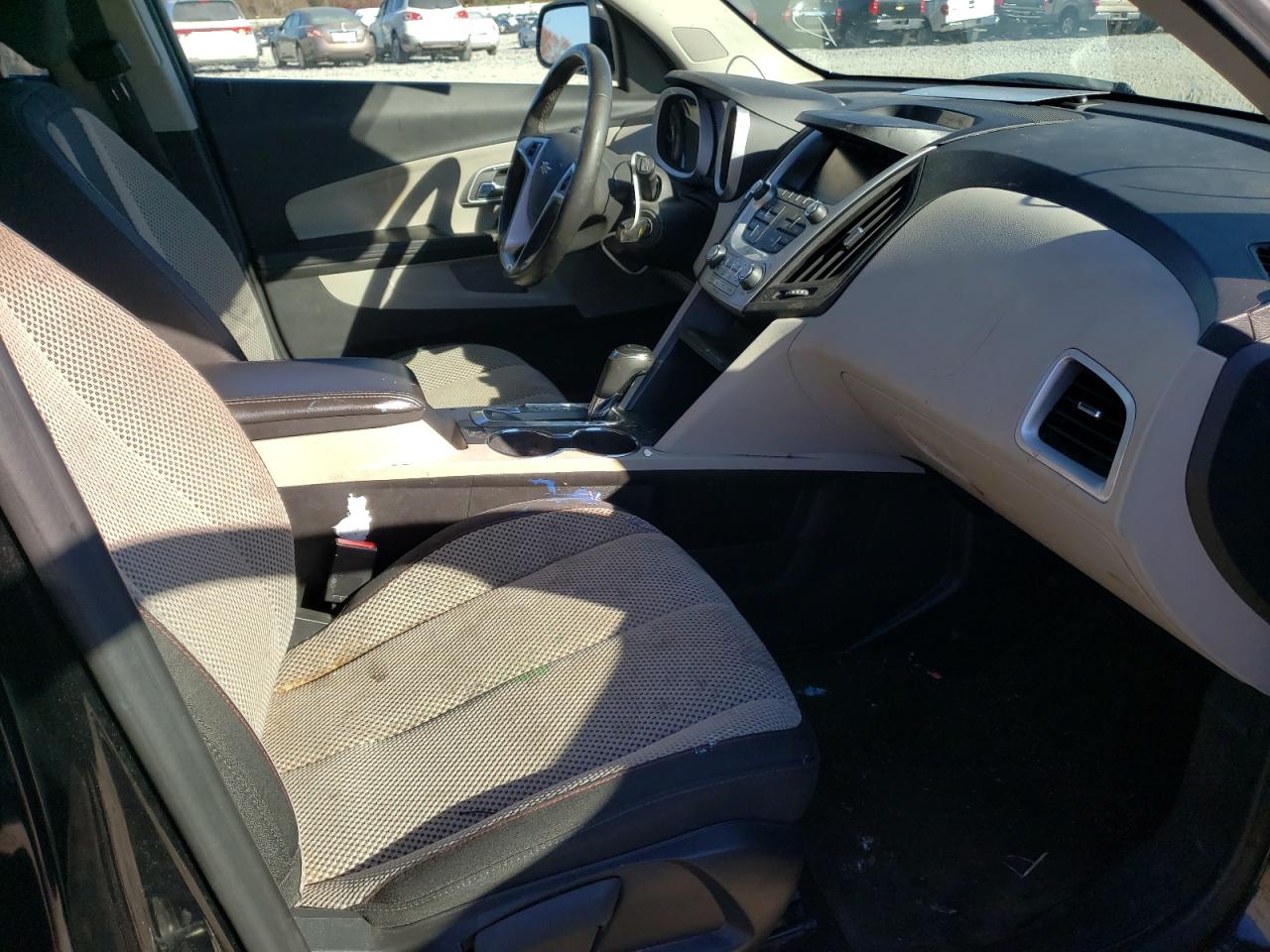 Photo 5 from auction – 2017 CHEVROLET EQUINOX LT with VIN 2GNFLFEK2H6334328
