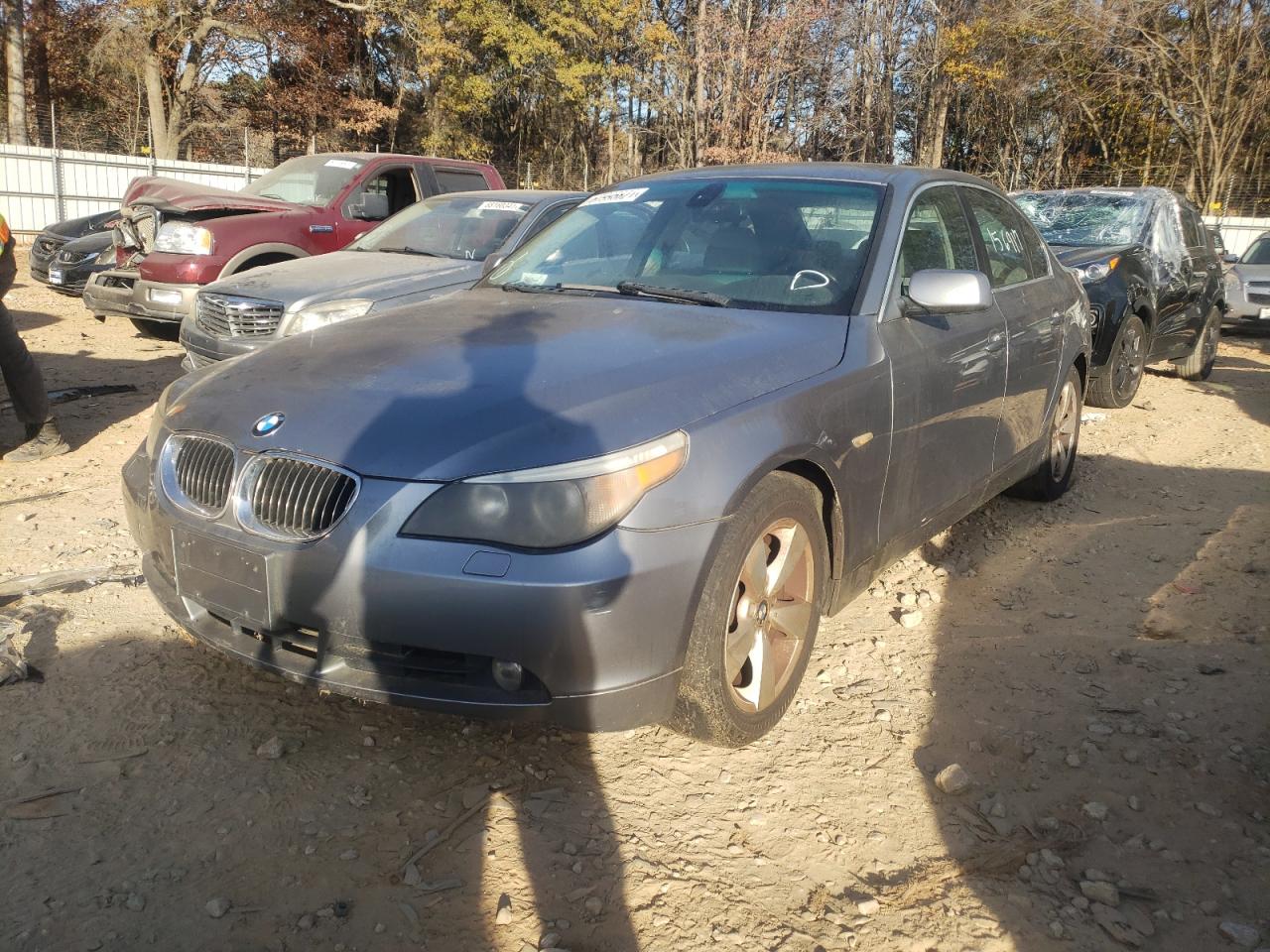 Photo 2 from auction – 2007 BMW 530 XI with VIN WBANF73527CU27304
