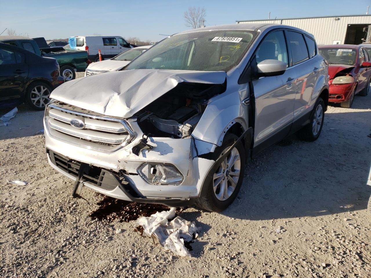 Photo 2 from auction – 2019 FORD ESCAPE SE with VIN 1FMCU0GD1KUA05449