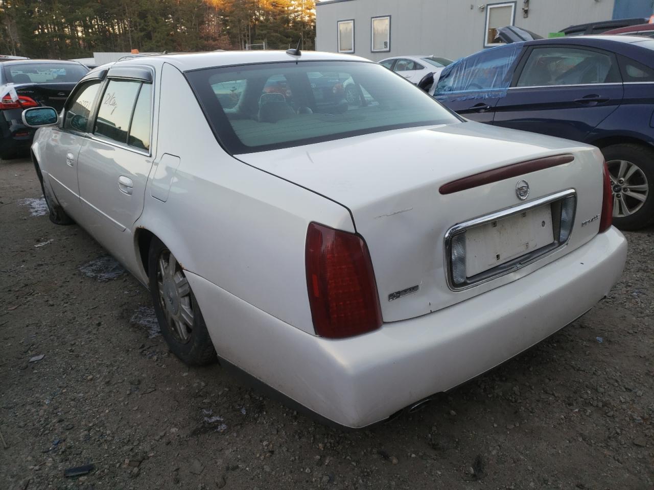 Photo 3 from auction – 2005 CADILLAC DEVILLE with VIN 1G6KD54Y15U114585