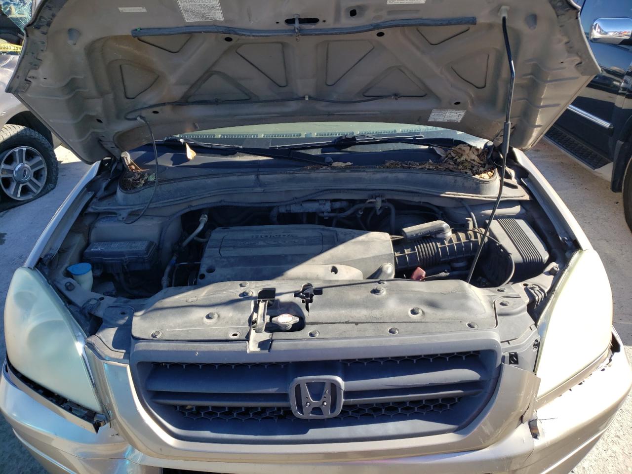Photo 7 from auction – 2004 HONDA PILOT EXL with VIN 2HKYF18764H535058
