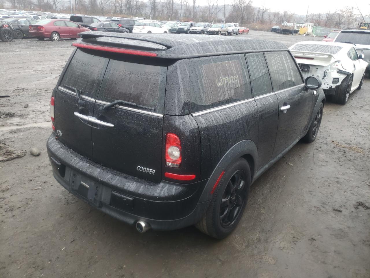 Photo 4 from auction – 2009 MINI COOPER CLU with VIN WMWML33549TX50477