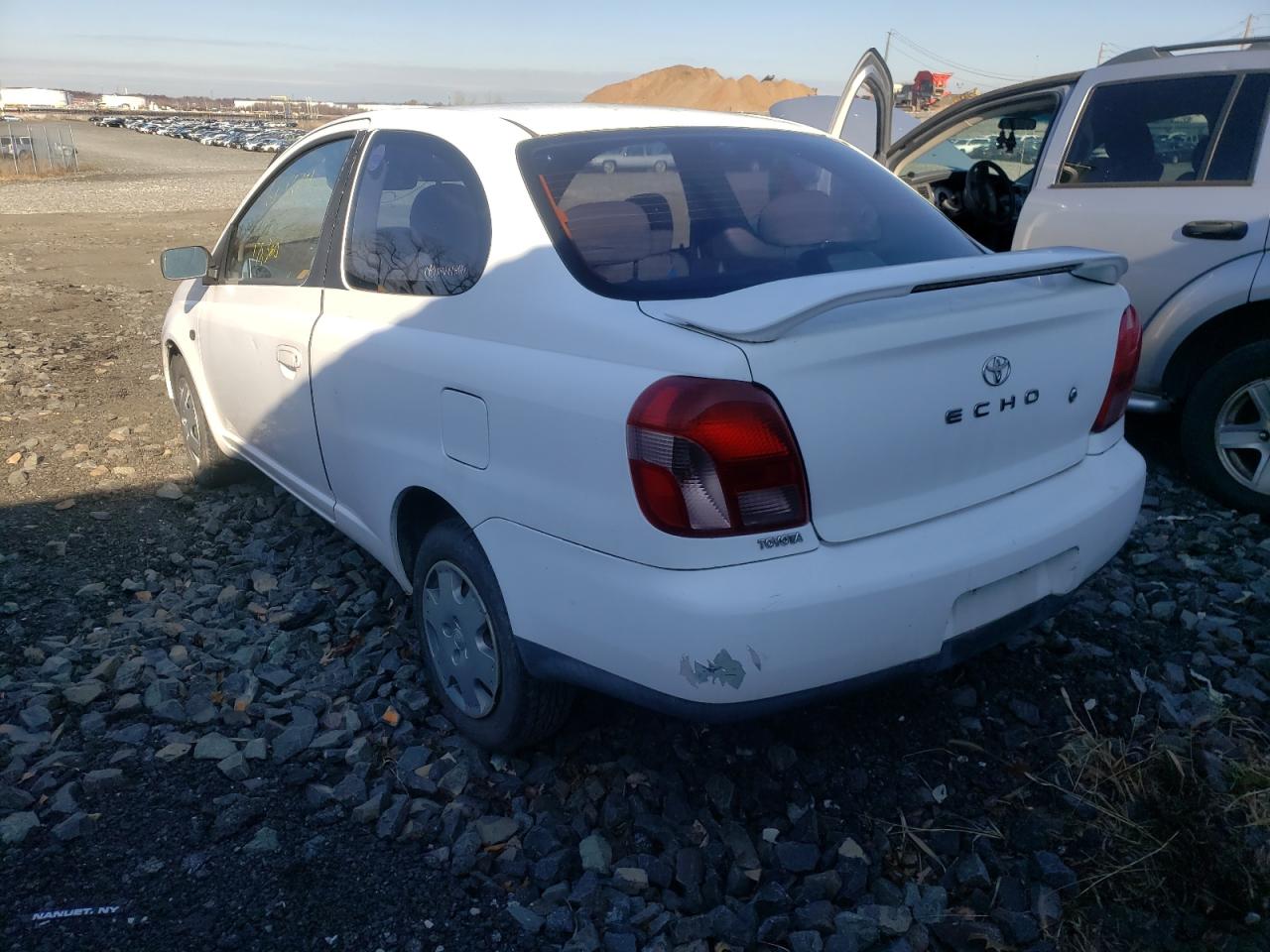 Photo 3 from auction – 2000 TOYOTA ECHO with VIN JTDAT1234Y5006262