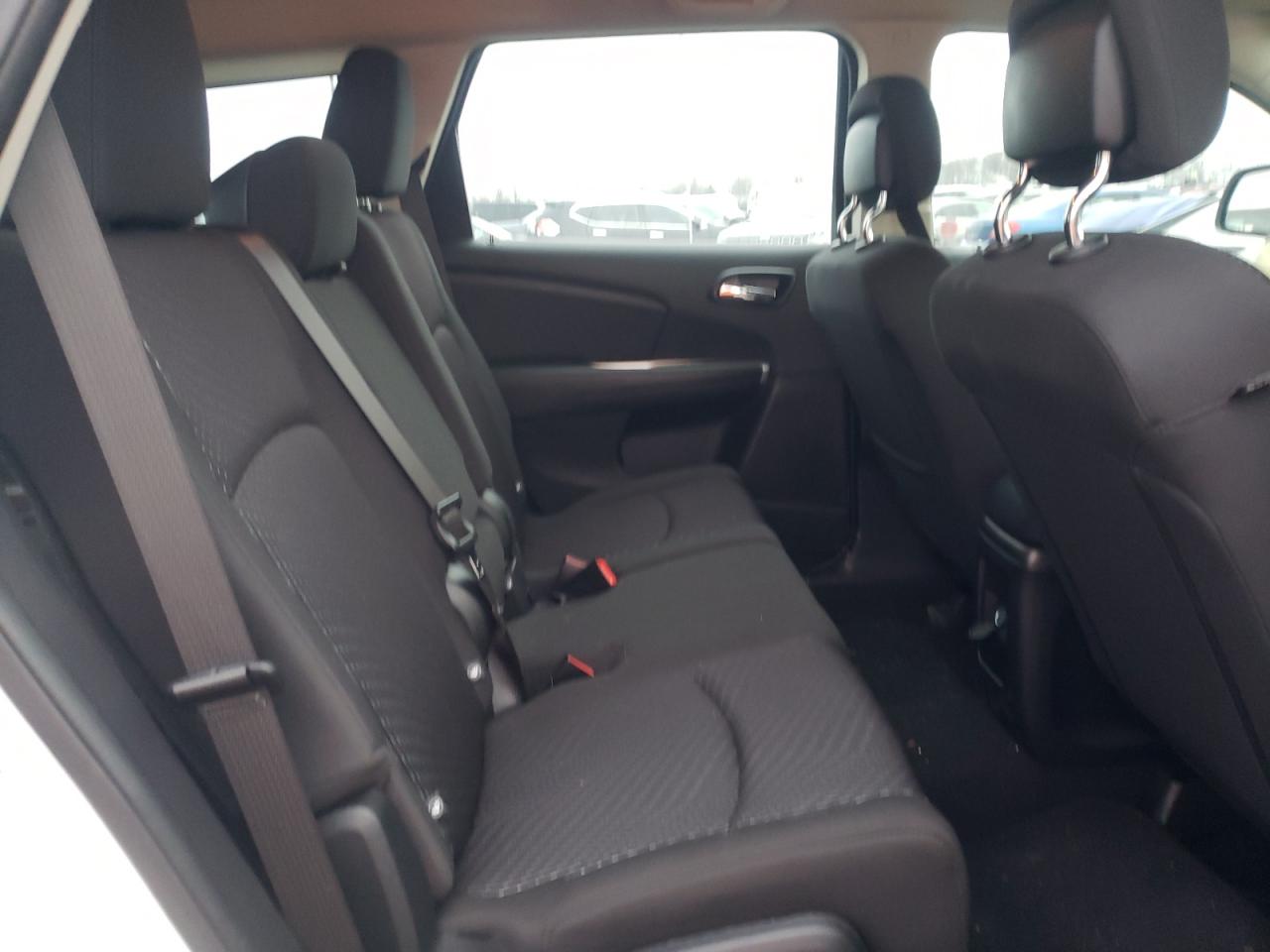 Photo 6 from auction – 2018 DODGE JOURNEY SE with VIN 3C4PDCAB2JT170692