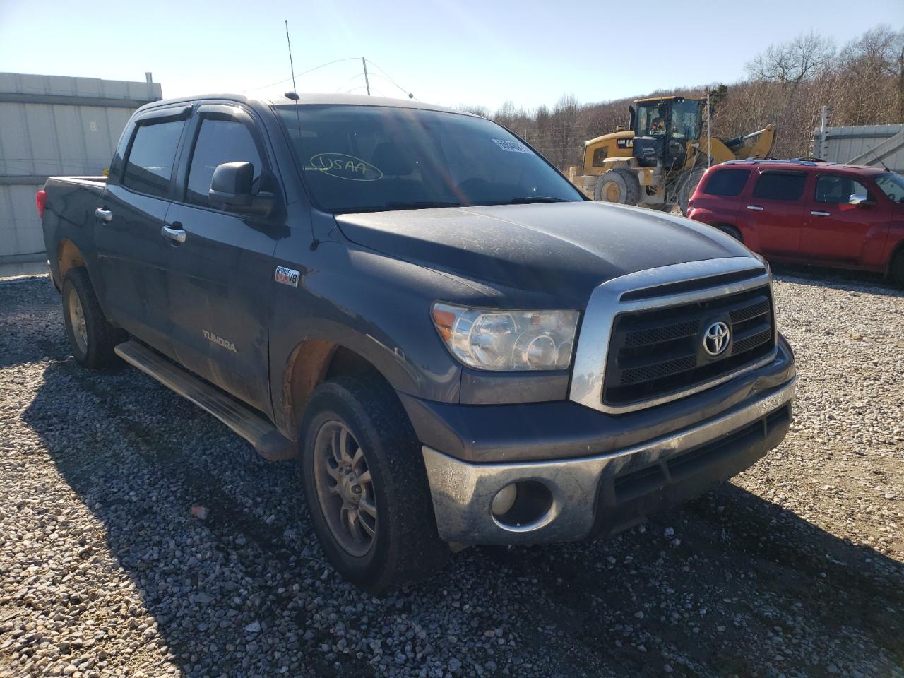 TOYOTA TUNDRA CRE 2011 with VIN 5TFDW5F13BX189363 - Photo from auction