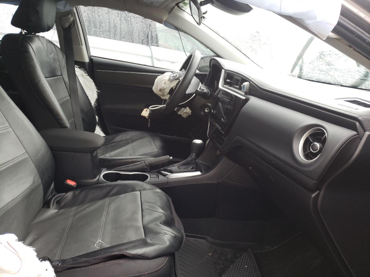 Photo 5 from auction – 2019 TOYOTA COROLLA L with VIN 2T1BURHE4KC214841