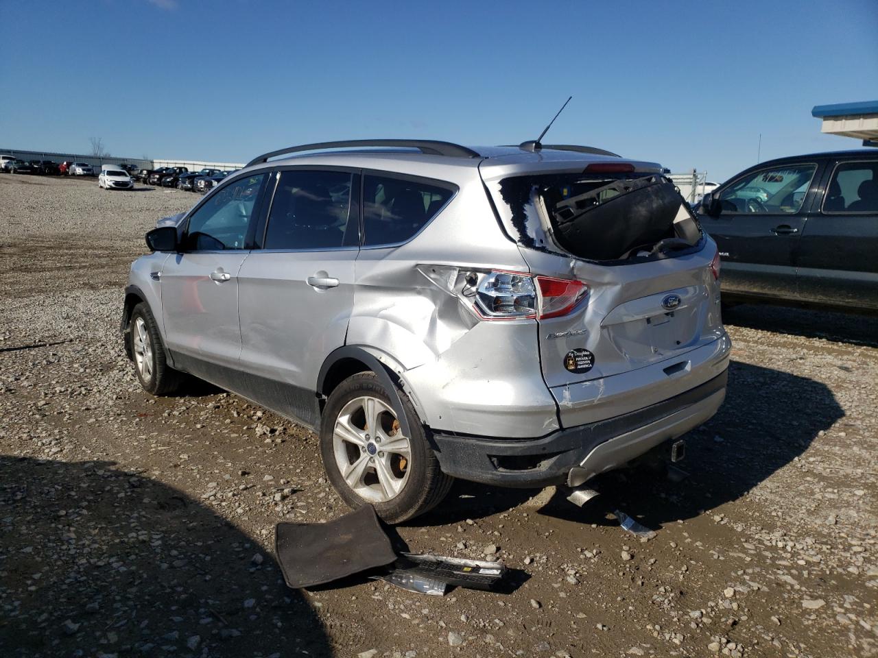 Photo 3 from auction – 2016 FORD ESCAPE SE with VIN 1FMCU9G98GUC71042