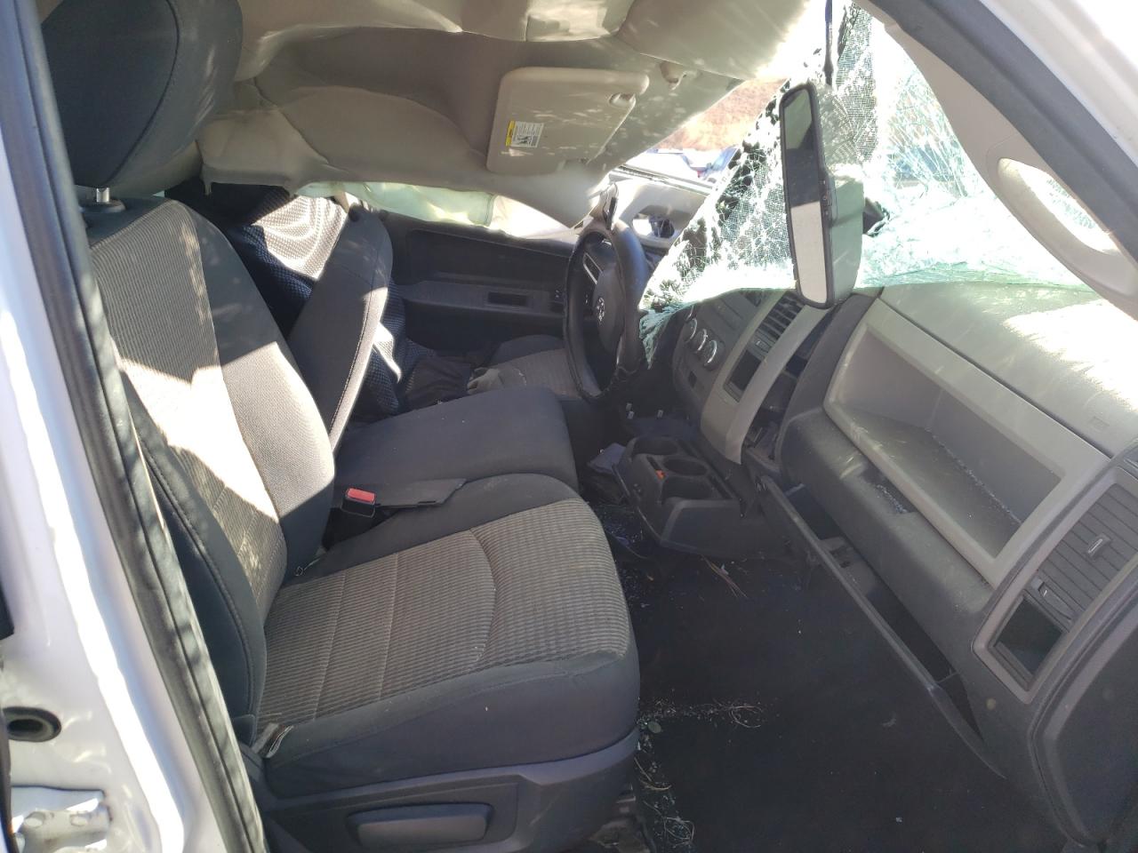 Photo 5 from auction – 2011 DODGE RAM 1500 with VIN 1D7RV1GT5BS599019