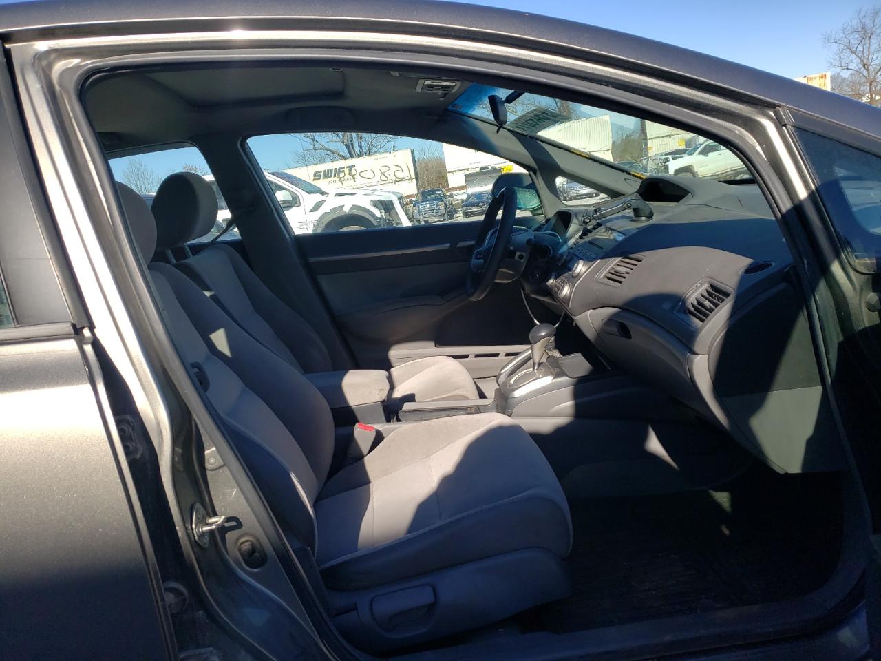 Photo 5 from auction – 2006 HONDA CIVIC EX with VIN 1HGFA16876L024346