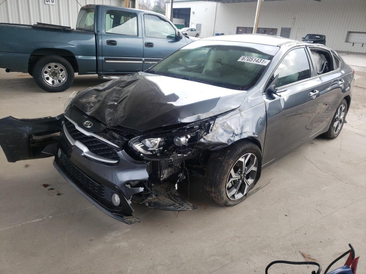Photo 2 from auction – 2019 KIA FORTE FE with VIN 3KPF24AD3KE097699
