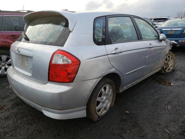 Photo 4 from auction – 2006 KIA SPECTRA5 with VIN KNAFE161565288303