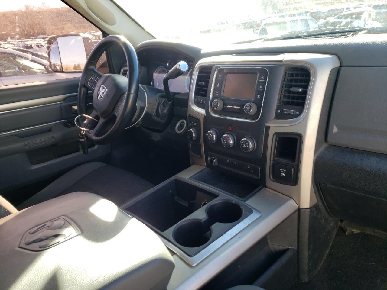 Photo 9 from auction – 2014 RAM 2500 SLT with VIN 3C6TR5DT9EG319458