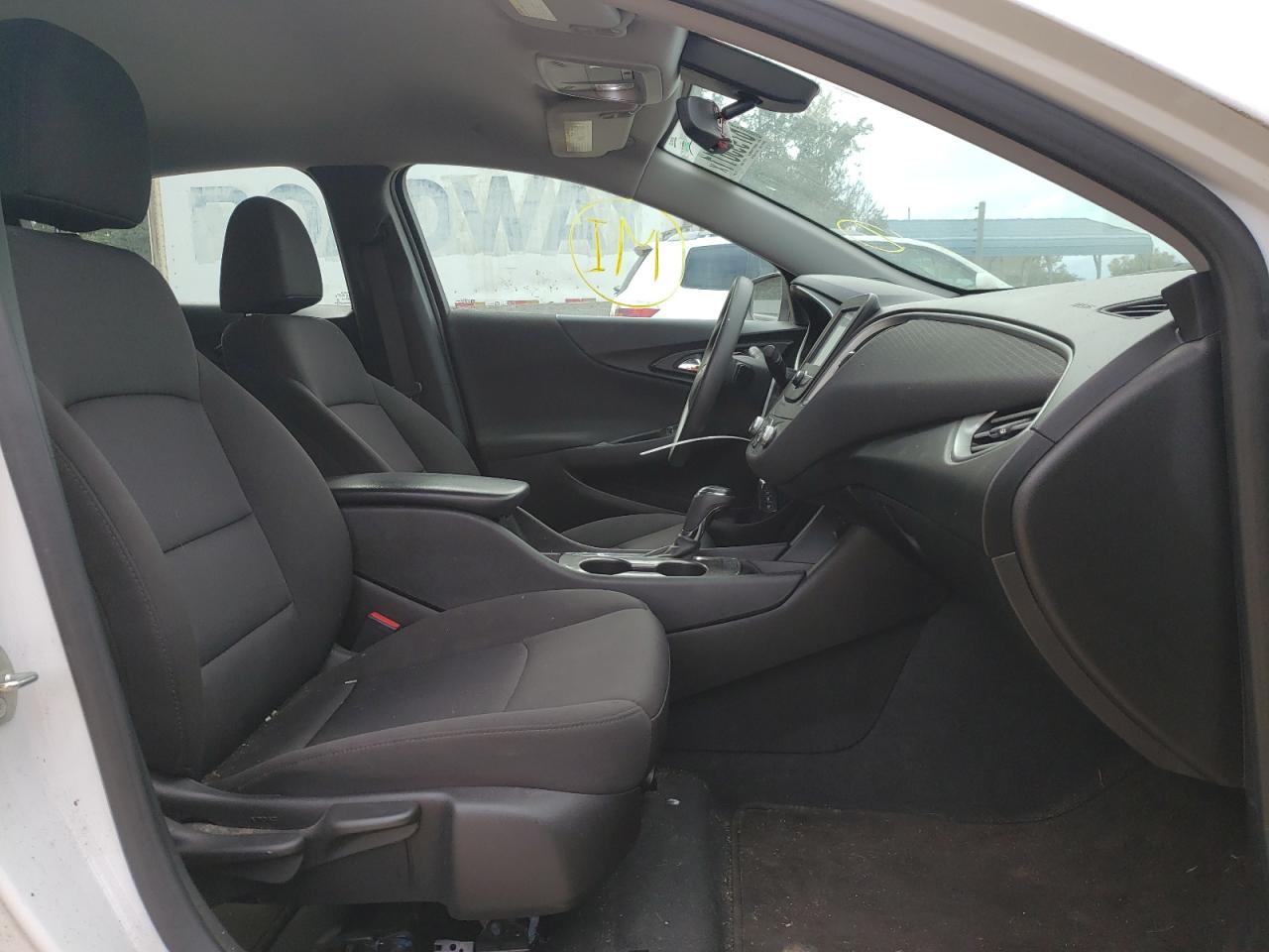 Photo 5 from auction – 2018 CHEVROLET MALIBU LS with VIN 1G1ZB5STXJF188880
