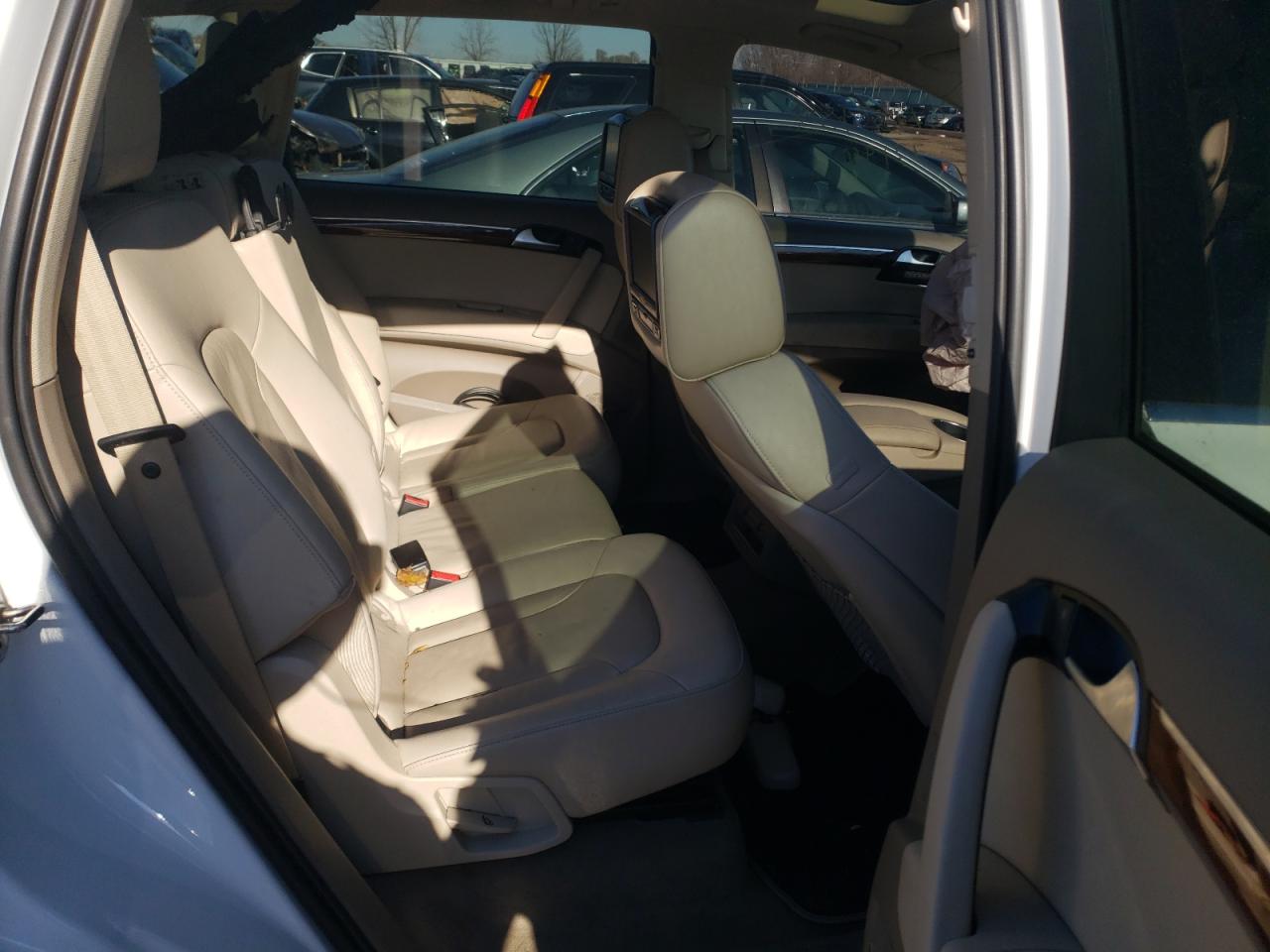 صورة رقم 6 من المزاد - 2015 AUDI Q7 PREMIUM مع VIN WA1LGAFE2FD014902