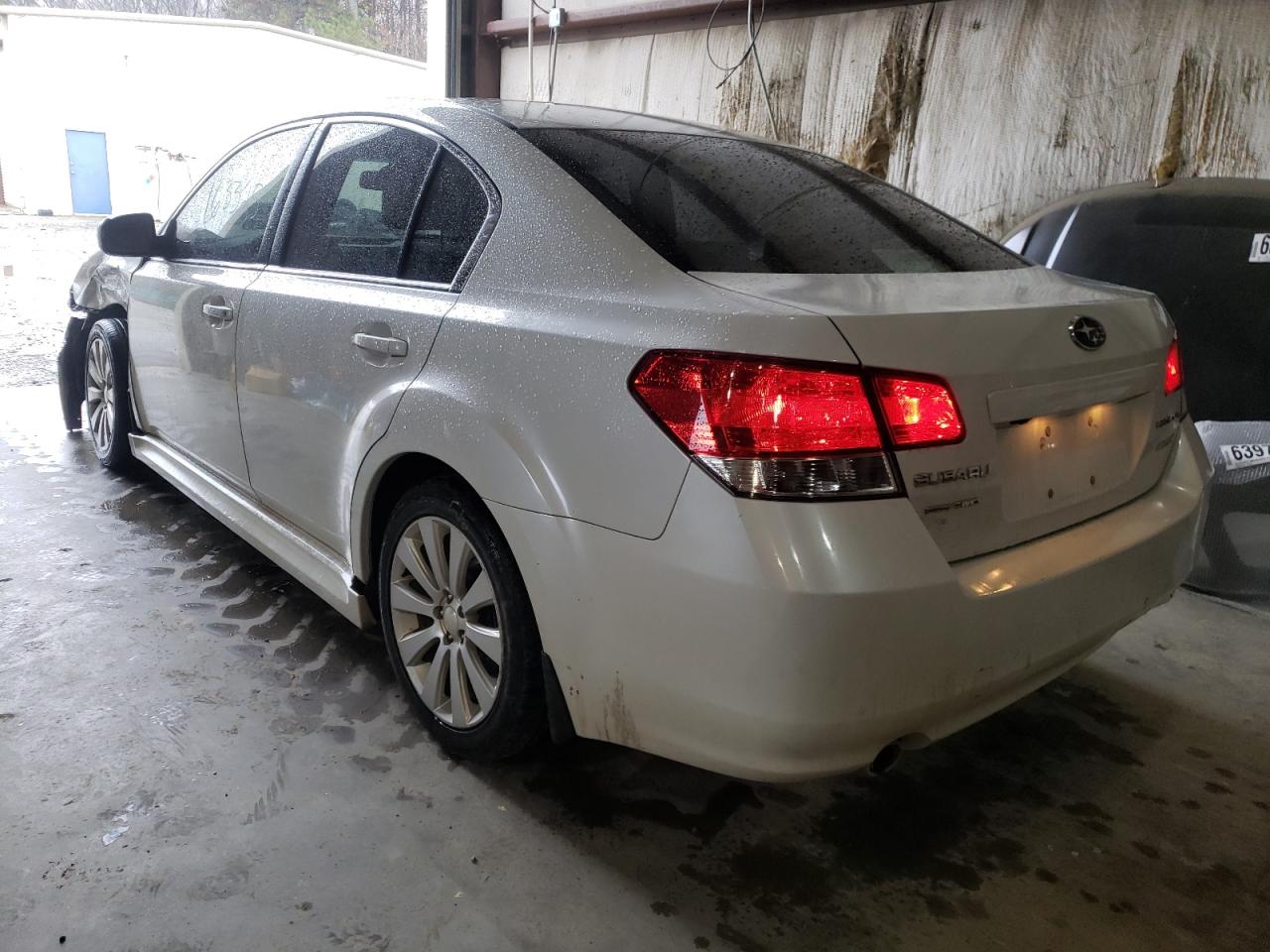 Photo 3 from auction – 2010 SUBARU LEGACY 2.5 with VIN 4S3BMBL65A3243747