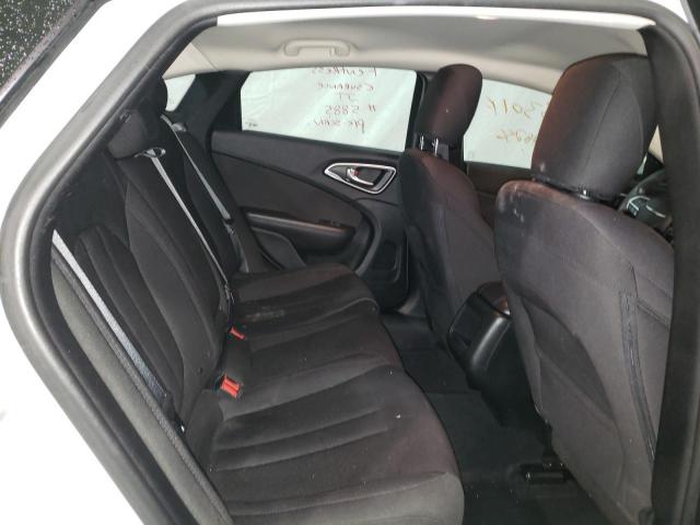 Photo 6 from auction – 2015 CHRYSLER 200 LIMITE with VIN 1C3CCCAB1FN623195